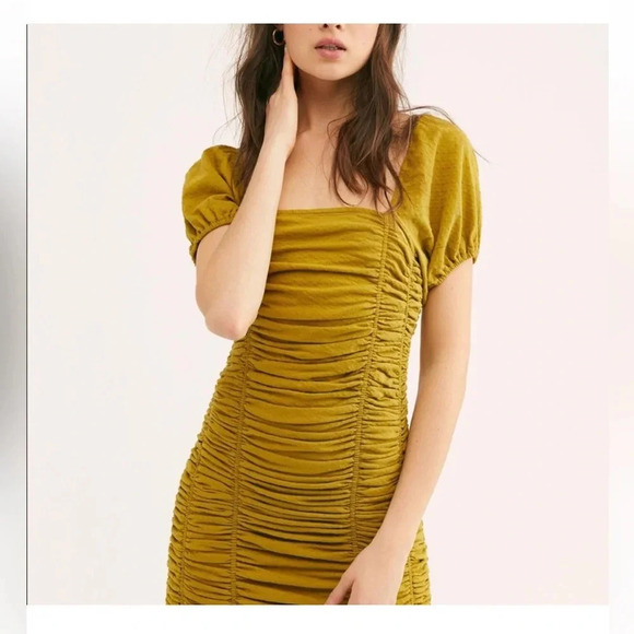 She’s in parties bodycon dress size large - Picture 15 of 16